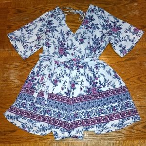 Miami White Pink Blue Floral Wrap V-neck Belted Romper Size Large